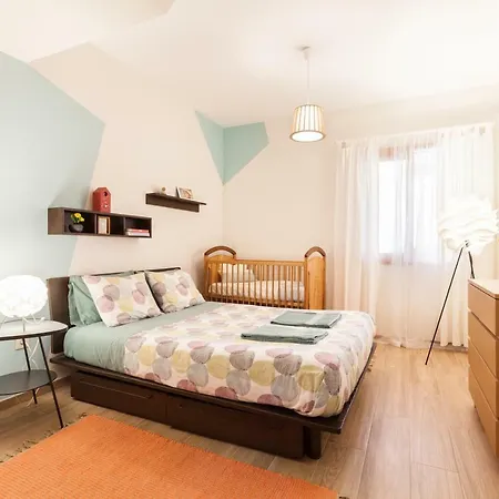 Luxurious Downtown House With Terrace Apartment *
