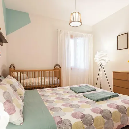 Apartment Luxurious Downtown House With Terrace *